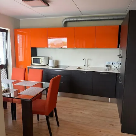 10 Min By Walk Apartman